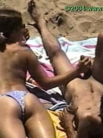 Beach Sex  - Photo 6