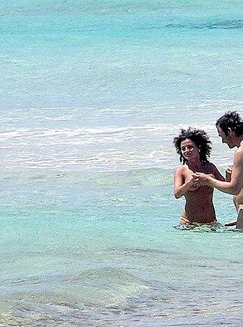 Beach Sex  - Photo 34