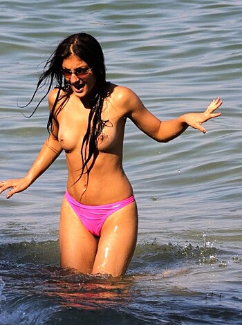 Beach bikini cameltoe 4 (amateur) - Photo 7