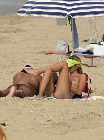 nudist at the beach - Photo 43