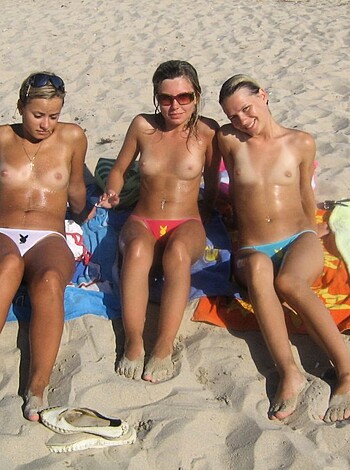 3 Teens on the Beach  - Photo 28