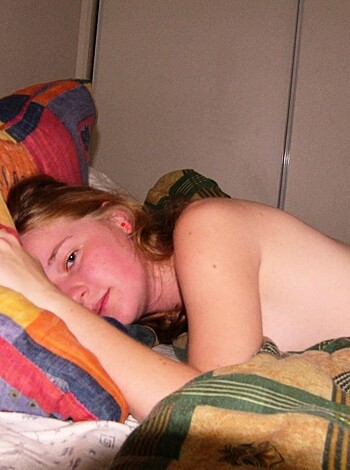 Hot Redhead Girlfriend  - Photo 8