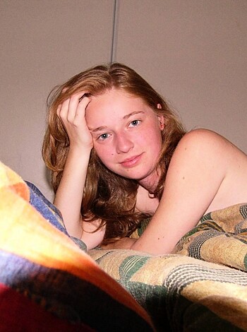 Hot Redhead Girlfriend  - Photo 11