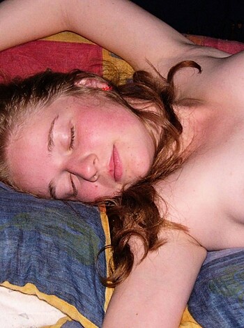 Hot Redhead Girlfriend  - Photo 34