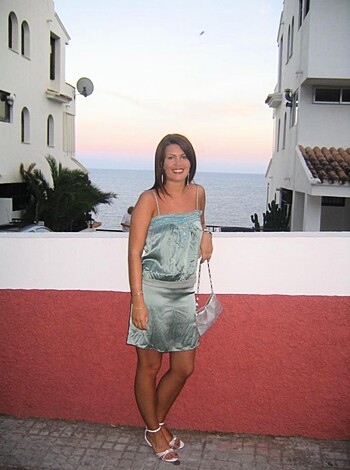 Girlfriend Emily - Photo 13