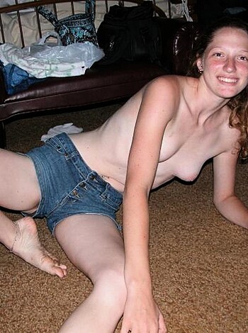 Girlfriend 18 yo  - Photo 3