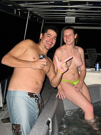 Tits on a Yacht  - Photo 9