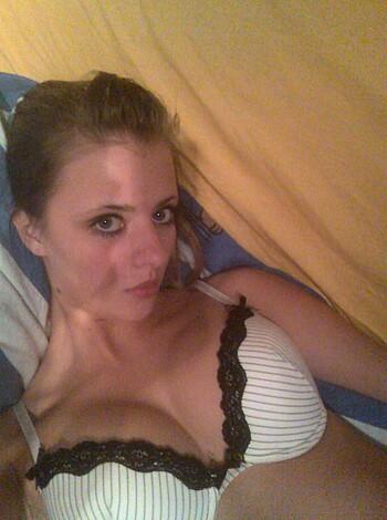German Blond teen Klara posed (stolen pics) - Photo 6