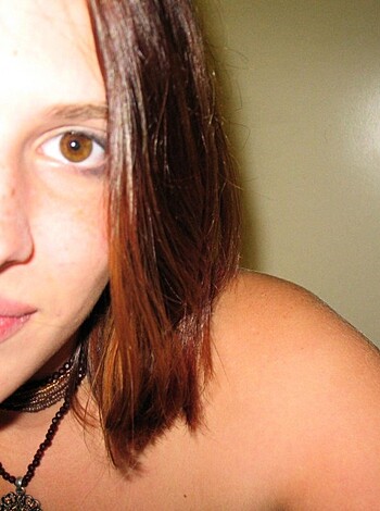 Innocent teen self shoots  - Photo 6