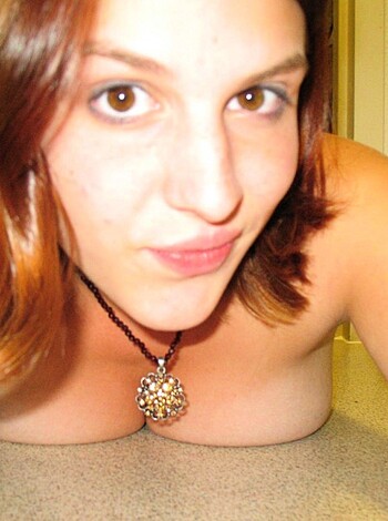 Innocent teen self shoots  - Photo 10
