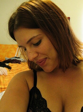 Innocent teen self shoots  - Photo 19