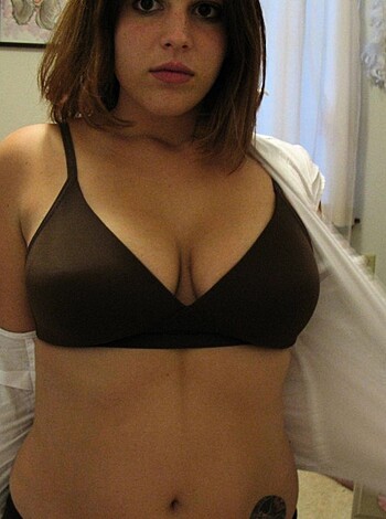 Innocent teen self shoots  - Photo 24