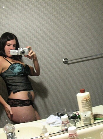 Innocent teen self shoots  - Photo 61