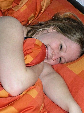 Blond with nosering and puffy nipples - Photo 38
