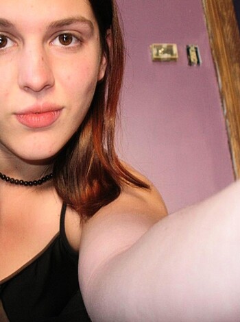 Innocent teen self shoots  - Photo 99