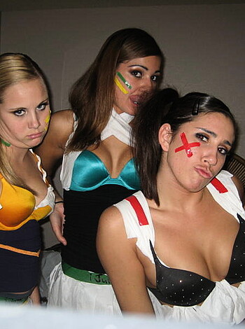 "Check out this fuckin' pic of a bunch of hot chicks dressed up like Marvel bitches with skimpy tight ass-showing outfits and caked on makeup."