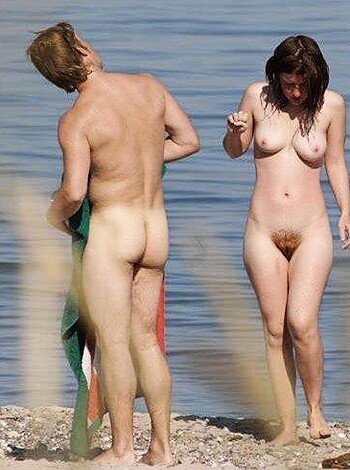 Beach Naturist photos - Photo 16