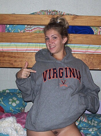 """
Here's some hot sh*t for ya - A bitch with a Virginia ass and some sweet hoodie showin' off her fine booty.