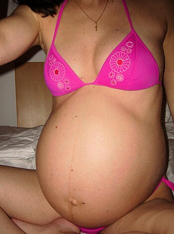 Amateur beauty pregnant  wife - Photo 28
