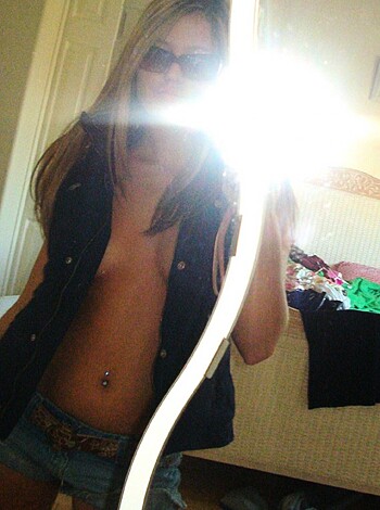 Sexy blonde teen selfshot  - Photo 94