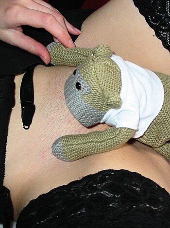 Slut girlfriend shows her toys - Photo 21