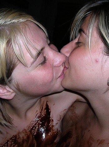 Threesome in Berlin - Photo 83