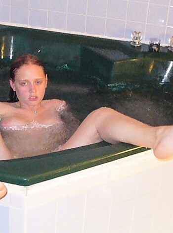 Another Teen with big Boobies  - Photo 16