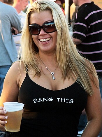 public babes - Photo 12