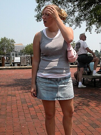 public babes - Photo 15