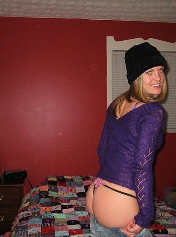 Nice bitch girlfriend stripping - Photo 64