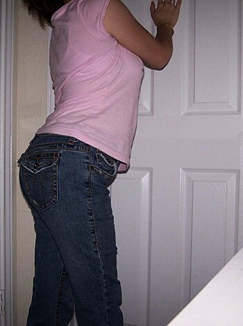 Dirty Girl and her Dildo  - Photo 1