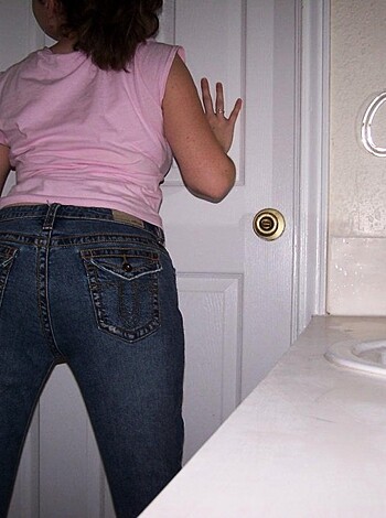 Dirty Girl and her Dildo  - Photo 4