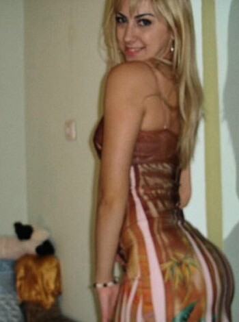 "This fuckin' picture shows a chick's ass crack, dude."