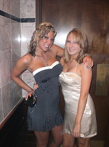 Hot Blonde Girlfriend - Photo 33