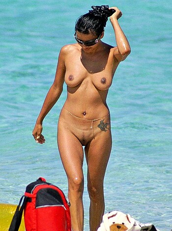 Mega Beach Collection Vol. 5  - Photo 30