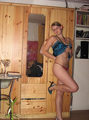 PikoTOP - ex girlfriend 20yo pose nude - Photo 4