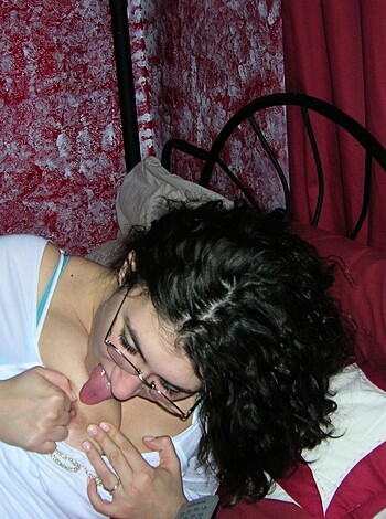 Shaved italian girl - Photo 25