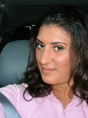 Shaved italian girl - Photo 36