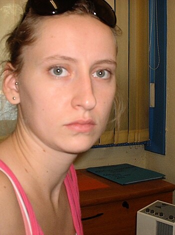 Amateur naked wife - Photo 10