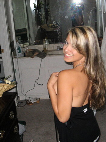So big tits - Photo 13