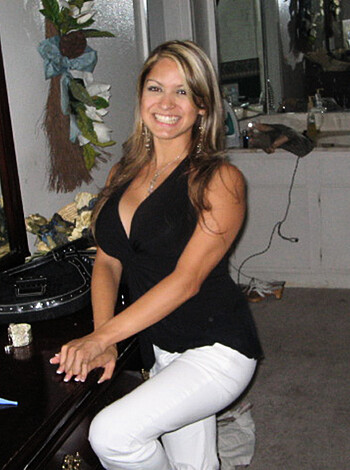 So big tits - Photo 26