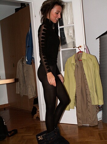 Naked Hot wife at home - Photo 20