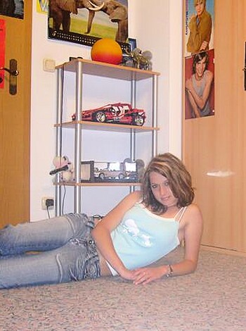 Young gf Becca pose at home - Photo 56