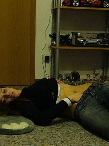 Young gf Becca pose at home - Photo 66