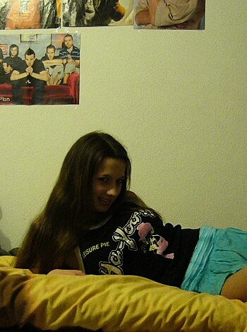 Young gf Becca pose at home - Photo 73