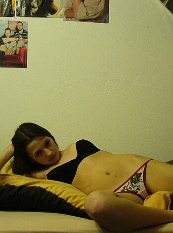 Young gf Becca pose at home - Photo 107