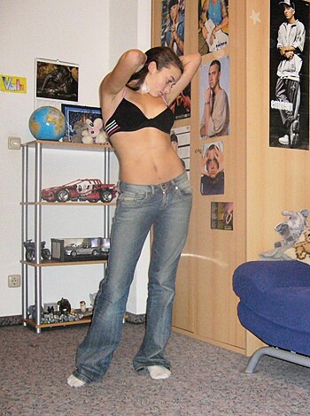 Young gf Becca pose at home - Photo 154