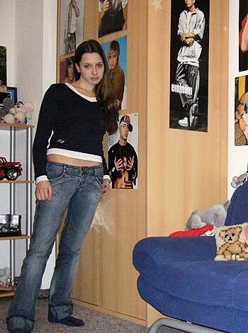 Young gf Becca pose at home - Photo 167