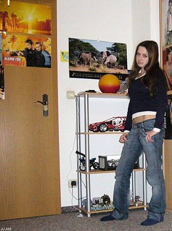 Young gf Becca pose at home - Photo 189