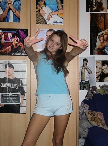 Young gf Becca pose at home - Photo 234
